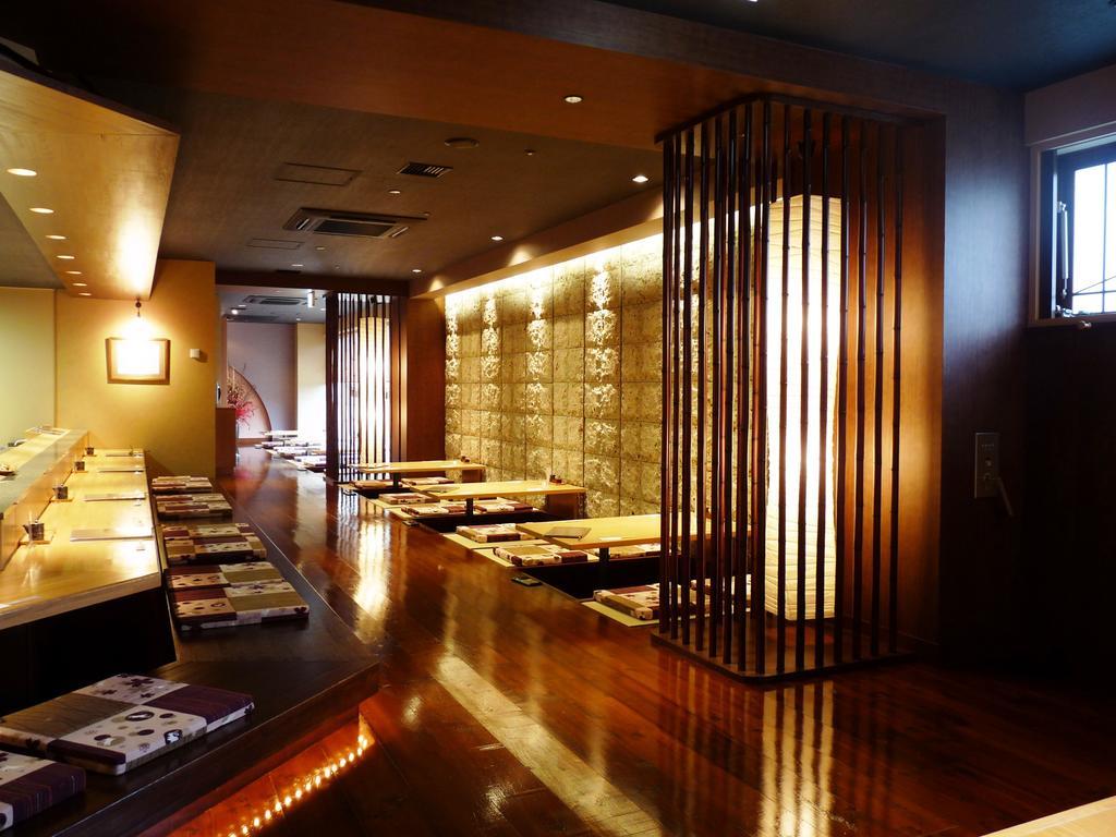 Shin Furano Prince Hotel Extérieur photo Interior of a restaurant in Tokyo